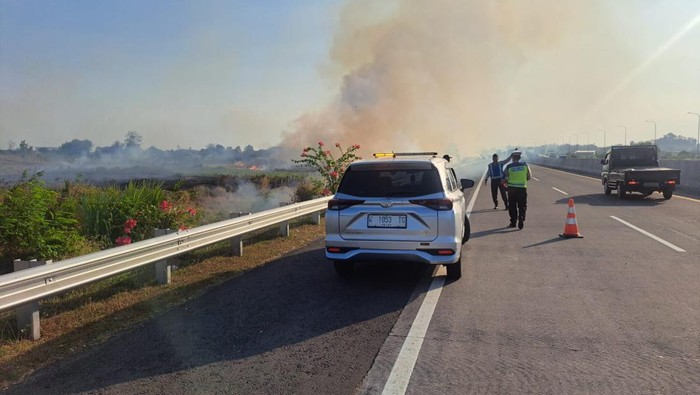 Kecelakaan di tol sumo
