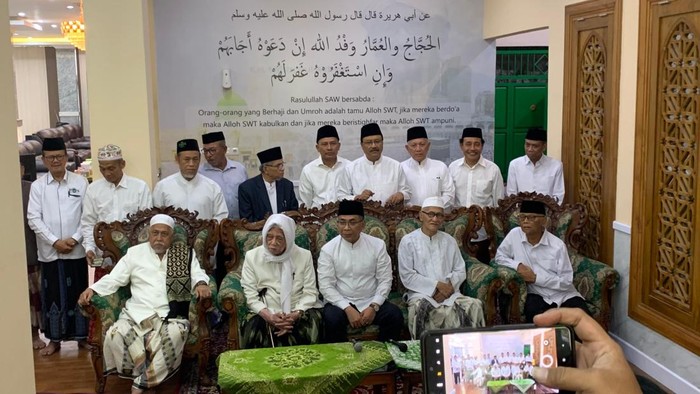 Ketum PKB KH Yahya Cholil Staquf di Surabaya.
