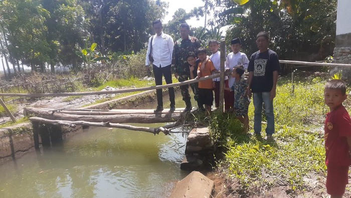 Lokasi bocah 10 tahun di Gowa jatuh di saluran irigasi.