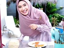 Rumah Oki Setiana Dewi Minimalis Tanpa Sekat, Alasannya Bikin Haru