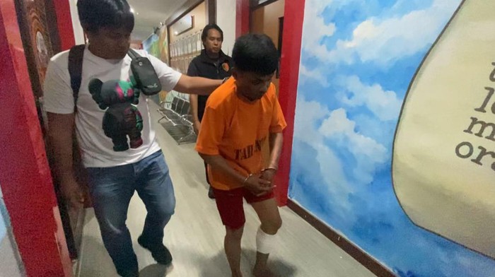 Pelaku jambret di kawasa Anggrek Mas, Batam, SS (41) ditembak polisi karena melawan saat ditangkap. (Istimewa)