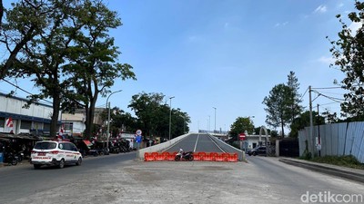 Potret Flyover Ciroyom yang Menanti Dioperasikan