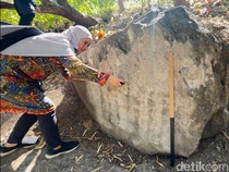 2 Batu Diduga Prasasti Aksara Cina Ditemukan Kala Warga Ngopi