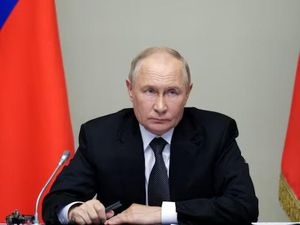 Putin Ajak China Hingga RI Jangan Pakai Dolar AS