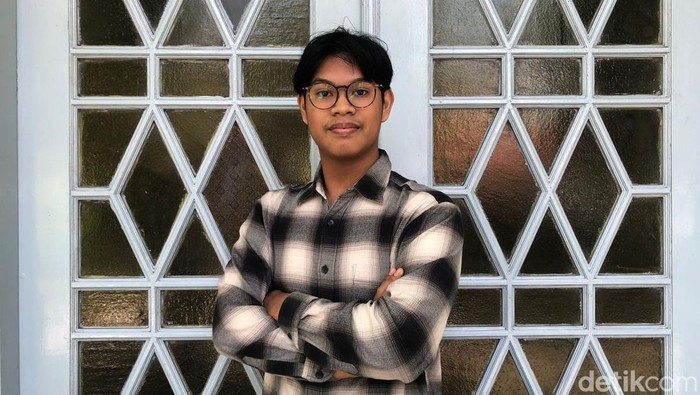 Siswa lulusan SMAN 3 Jogja 2023/2024, Ziauddin Dzilmi Yusuf, diterima di Ritsumeikan Asia Pacific University (APU) Jepang. Foto diambil Selasa (13/8/2024).