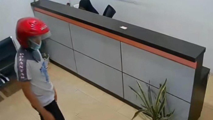 Tangkapan layar saat pelaku beraksi. (Foto: Istimewa)