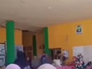 Istri Kades di Bantaeng Diduga Bagi Beras Sambil Kampanye, Bawaslu Telusuri