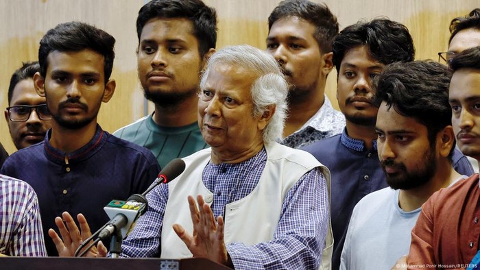 Usaha Muhammad Yunus untuk Menaklukkan Inflasi dan Menciptakan Lapangan Kerja di Bangladesh