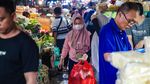8,5 Juta Warga Kelas Menengah Indonesia Turun Kasta