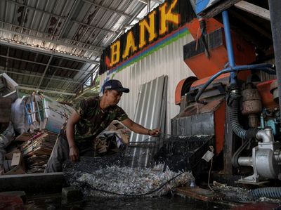 Keren! Warga di Cilacap Ini Ubah Sampah jadi Berkah