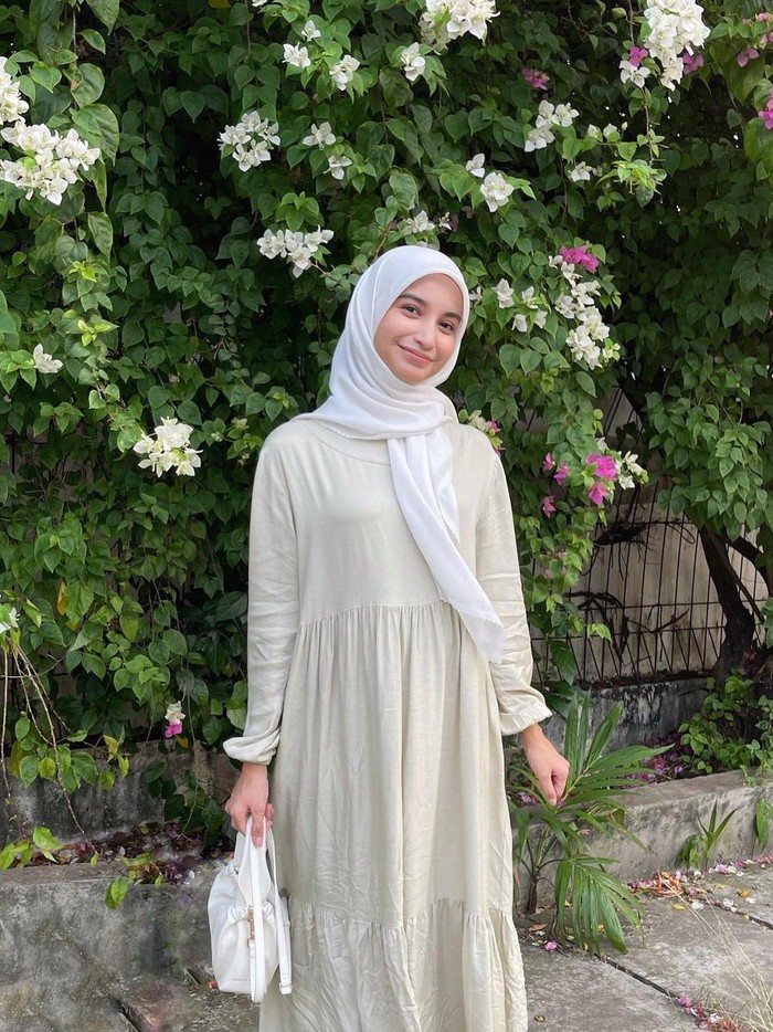 Cut Intan Nabila Cut Intan Nabila