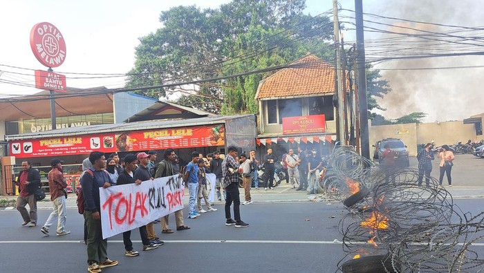 Demo mahasiswa di Bogor, Rabu (14/8/2024)