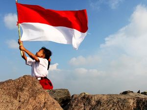 19 Puisi 17 Agustus tentang Kemerdekaan Karya Chairil Anwar hingga WS Rendra