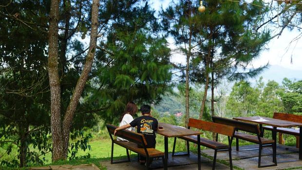 Kafe dan Glamping Kapitoo di Toraja