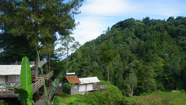 Kafe dan Glamping Kapitoo di Toraja