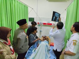 Cuaca Cerah-Tak Ada Angin Saat Pohon Tumbang Timpa Peserta Upacara di Wonogiri