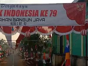 Penampakan Bendera Merah Putih 500 Meter Terbentang di Musi Rawas