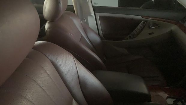 Mobil Camry yang dimodifikasi menjadi tempat simpan sabu 11 kg