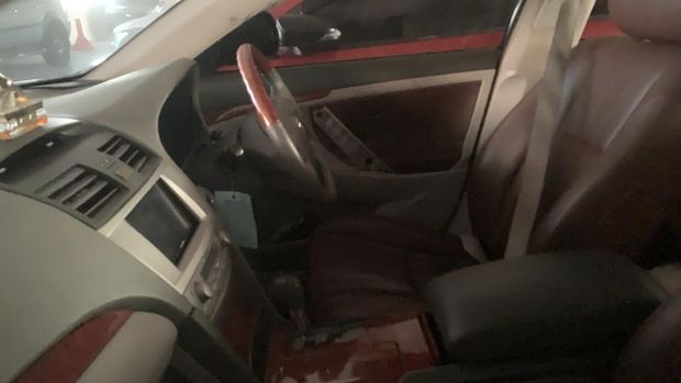 Mobil Camry yang dimodifikasi menjadi tempat simpan sabu 11 kg