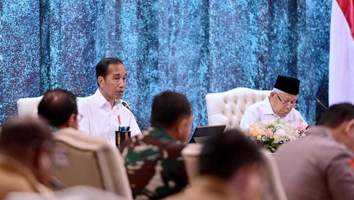 Perubahan Krusial Kabinet: Presiden Jokowi Ganti Wajah Menkumham dan Menteri ESDM