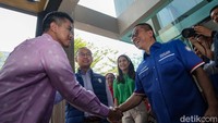 Selain itu, Zulhas mengajak PSI berkoalisi di Pemilu 2029.