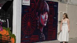 Mural Taylor Swift di London yang Mencuri Perhatian