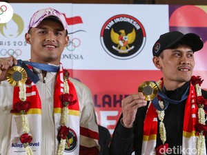 Veddriq dan Rizki Juniansyah Tiba di Tanah Air