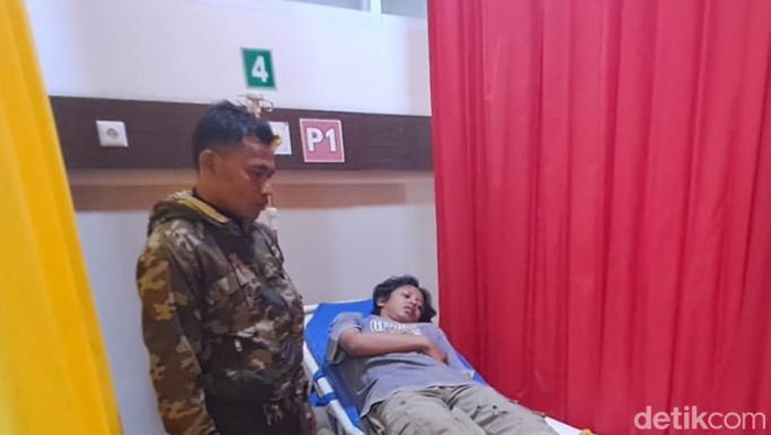 Pemuda Pasuruan dibacok gerombolan pria bermotor