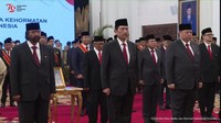 Jajaran Menteri Ekonomi Dapat Jasa Kehormatan: Luhut-Prabowo