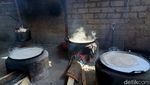 Foto: Dapur Pembuatan Arak dan Gula Lontar di Bali Utara