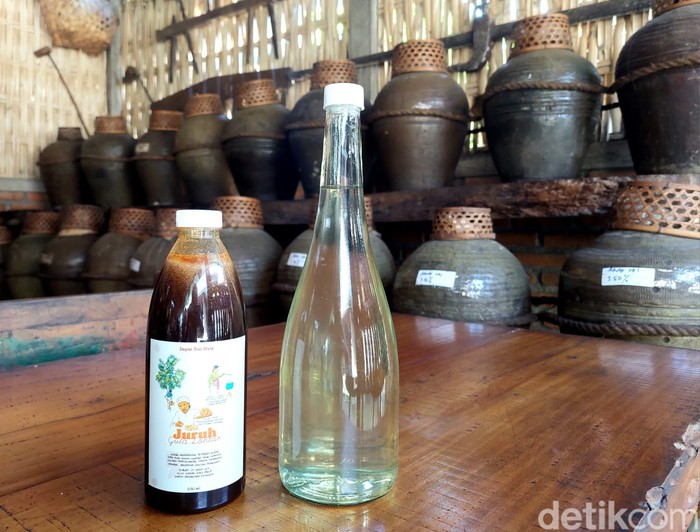 Penyulingan arak di Desa Les
