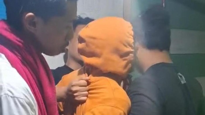 Polisi menangkap pria tikam pacar di Toraja Utara.