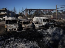 Potret Kehancuran Setelah Kebakaran Hutan Landa Pinggiran Athena