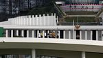 Jokowi Resmikan Plaza Seremoni Sumbu Kebangsaan di IKN Jokowi Resmikan Plaza Seremoni Sumbu Kebangsaan di IKN