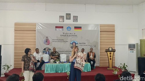 Sosialisasi program Ausbildung Jerman oleh Global Katalyst e.V di SMK Negeri 4 Kupang, Rabu (14/8/2024).
