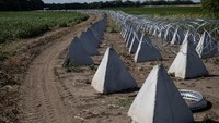 Ukraina tengah mempersiapkan serangan balik besar-besaran yang mungkin mencakup pertempuran di wilayah perbatasan serta serangan roket ke pusat-pusat pengambilan keputusan di ibu kota Kyiv.  