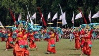 Hari Pramuka Nasional diperingati pada tanggal 14 Agustus setiap tahunnya. Untuk memeriahkan momen tersebut, berikut ini kumpulan link twibbon HUT Pramuka ke-63 tahun 2024 yang bisa jadi pilihan detikers. Gerakan Pramuka di Indonesia mulai diresmikan di masa Presiden Soekarno, tepatnya pada 14 Agustus 1961.