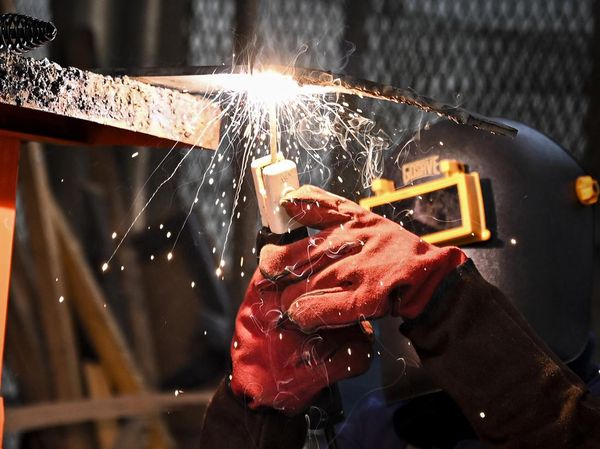 Warga Binaan Lapas Salemba Dapat Pelatihan Kerja, Ini Potretnya