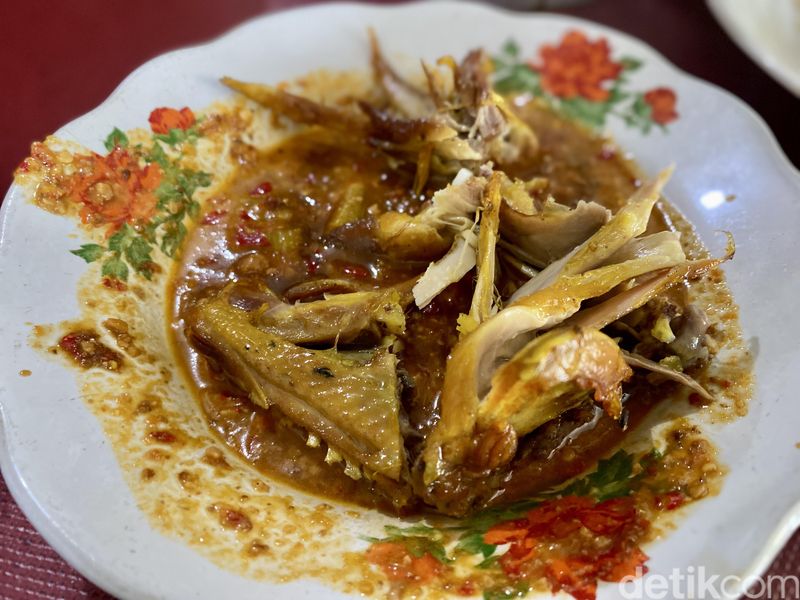 Warung Betawi Babe Patal Senayan
