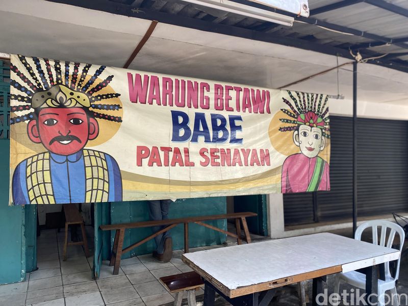 Warung Betawi Babe Patal Senayan