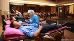 Aksi Donor Darah dan Operasi Katarak Menyambut HUT RI