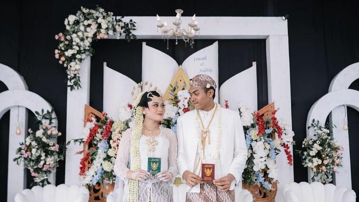 Andhika Ramadhani menikahi Iswah Rahayu