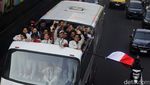 Atlet Peraih Medali Olimpiade Melintas di Jalan Sudirman Jakarta