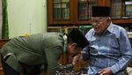 Momen Cak Imin Bertemu KH Syukron Makmun