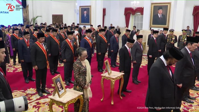 Dua tokoh budaya terima penghargaan dari Presiden Jokowi.
