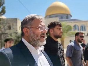Menteri Israel Berdoa di Kompleks Masjid Al Aqsa, Picu Ketegangan