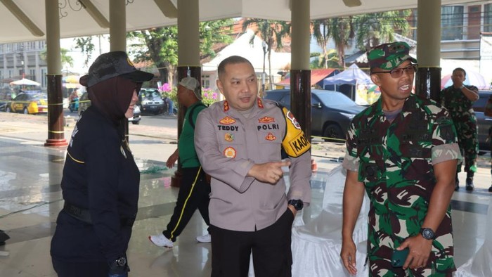 Kapolres dan Danndim Pasuruan menyemangati anggota Paskibra