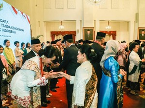 Ketum Kowani Dapat Tanda Kehormatan, Ajak Perempuan RI Buat Karya Nyata