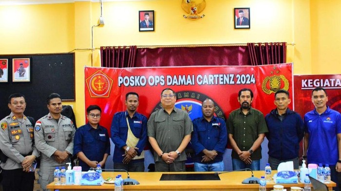 Komnas HAM Papua menemui Satgas Damai Cartenz.