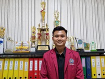 Ikuti Rizky Ridho, Komang Teguh Kuliah di UM Surabaya Jalur Prestasi